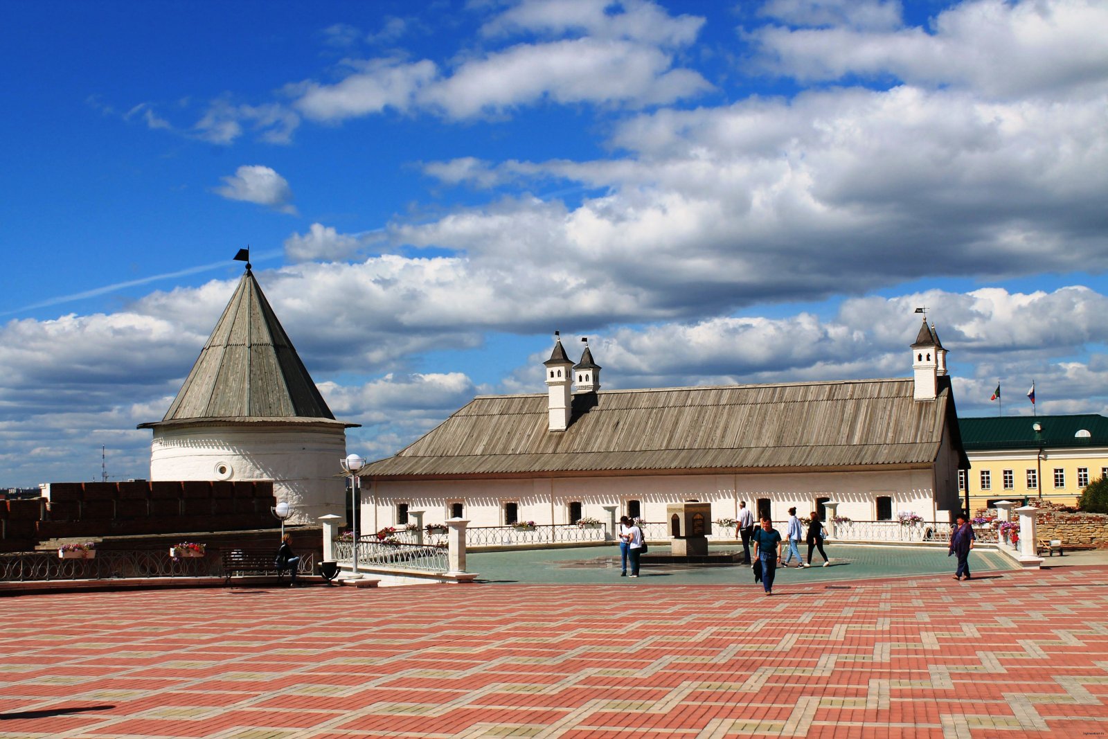 Гранд тур - 6 столиц (весна-лето) стоимость и программа тура, заказать тур  в Казань от компании 