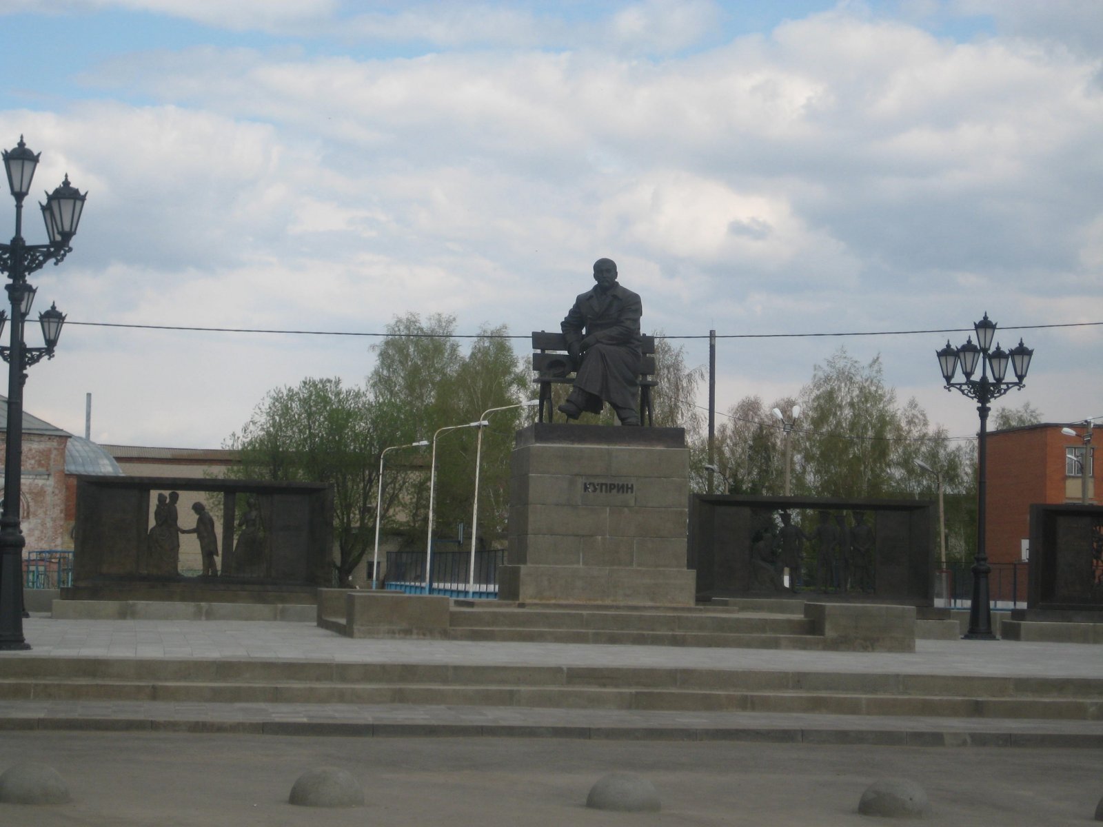 Праздники в Лермонтовской усадьбе с балом, посещением театра в доме  Мейерхольда и музея А. Куприна в Наровчате, 3 дня, стоимость и программа  тура, заказать тур в Пензу от компании 