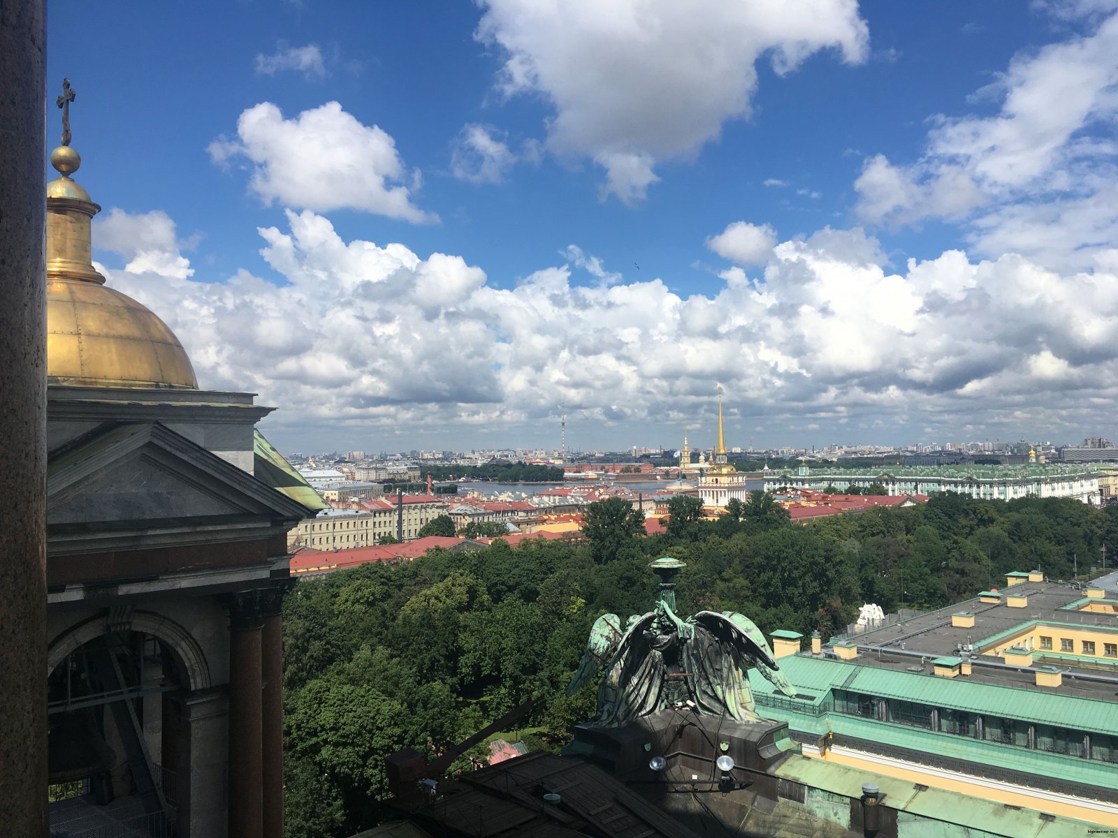 Весенний Питер. Парк у Исаакия.