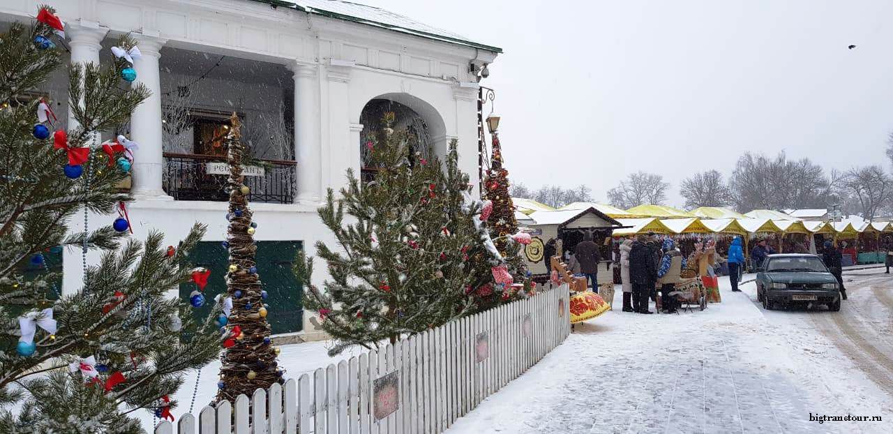 Новогодняя ярмарка сказочных впечатлений, стоимость и программа тура,  заказать тур по Золотому кольцу от компании 